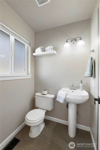 2816 S 299th Place, Federal Way, WA 98003