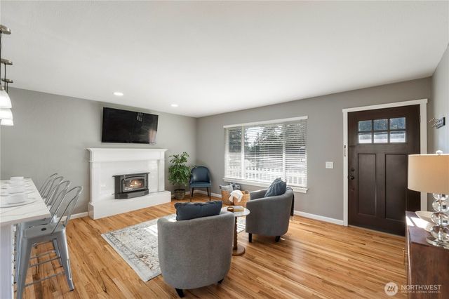 2816 S 299th Place, Federal Way, WA 98003