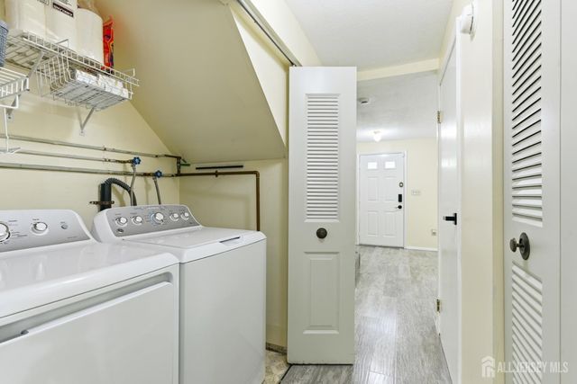64 Cottonwood Court 64, South Brunswick, NJ 08852