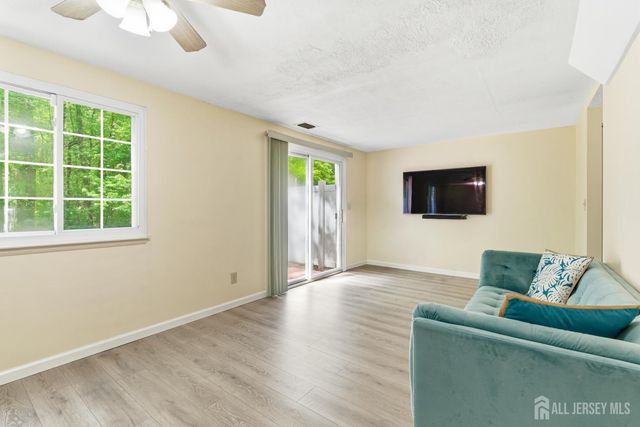 64 Cottonwood Court 64, South Brunswick, NJ 08852