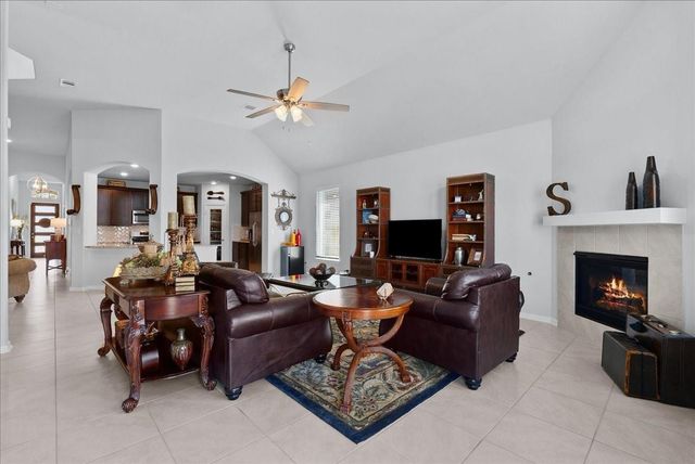 4907 Autumn Hills Trail, Pearland, TX 77584
