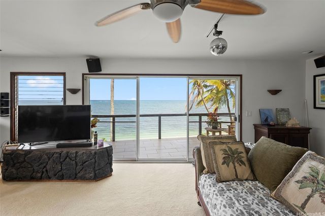 67-003 Kahaone Place, Waialua, HI 96791