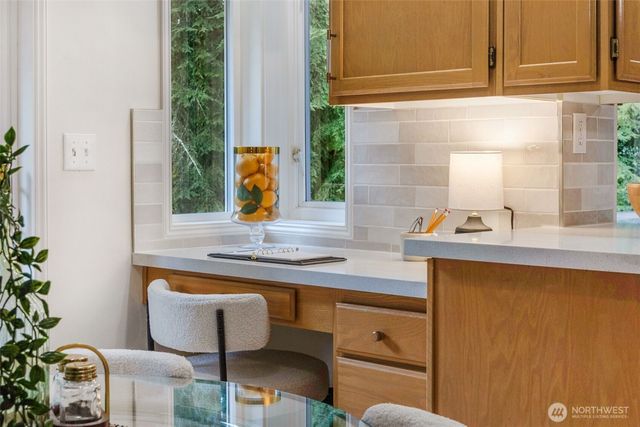 16806 236th Avenue NE, Woodinville, WA 98077