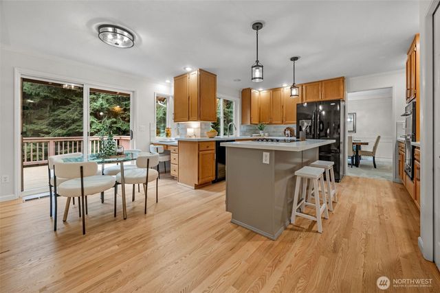16806 236th Avenue NE, Woodinville, WA 98077