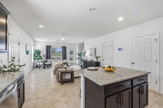 9341 AMERICAN HICKORY LANE, Riverview, FL 33578