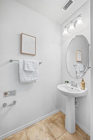 9341 AMERICAN HICKORY LANE, Riverview, FL 33578