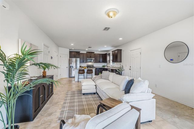 9341 AMERICAN HICKORY LANE, Riverview, FL 33578