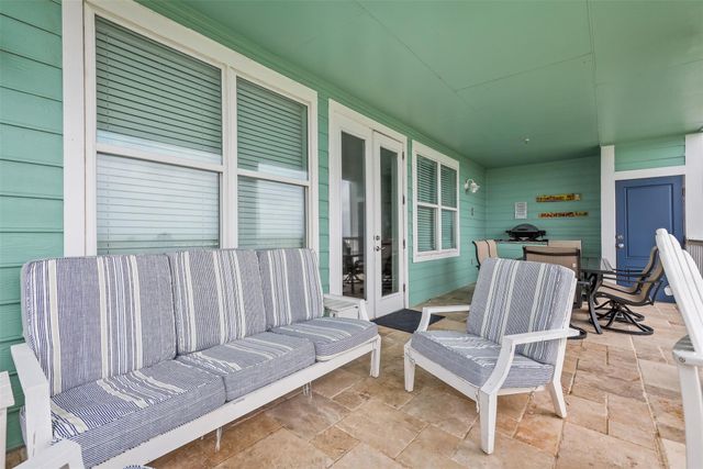 4221 Grassy Pointe Drive 203, Galveston, TX 77554