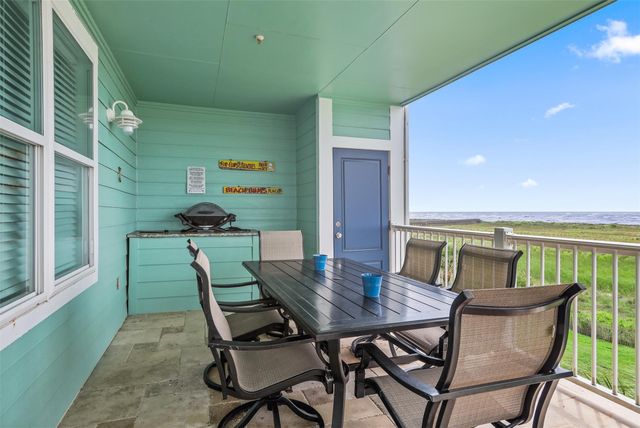 4221 Grassy Pointe Drive 203, Galveston, TX 77554
