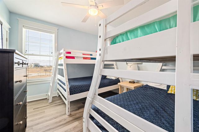 4221 Grassy Pointe Drive 203, Galveston, TX 77554