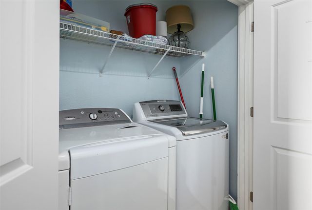 4221 Grassy Pointe Drive 203, Galveston, TX 77554