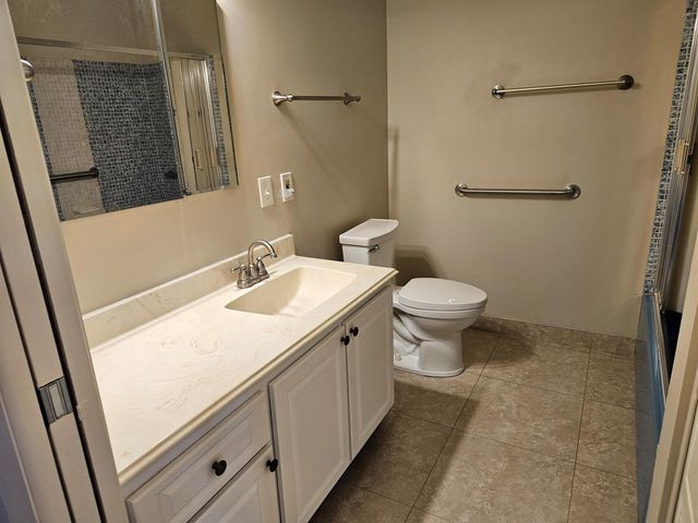 2886 E Fernley Dr Drive E 1, West Palm Beach, FL 33415