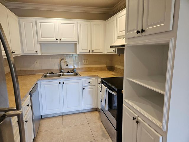 2886 E Fernley Dr Drive E 1, West Palm Beach, FL 33415