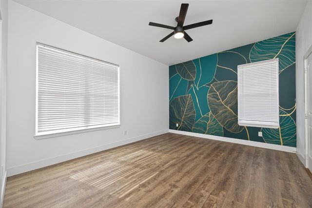 8006 Longridge Drive, Houston, TX 77055