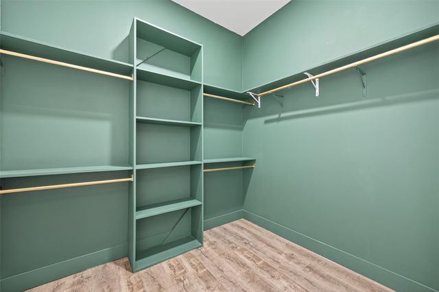 8006 Longridge Drive, Houston, TX 77055