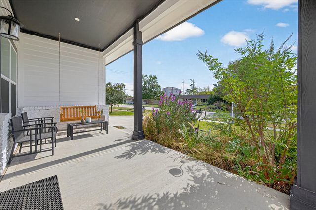 8006 Longridge Drive, Houston, TX 77055