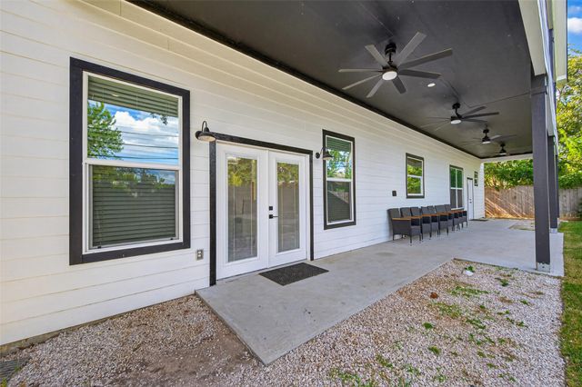 8006 Longridge Drive, Houston, TX 77055