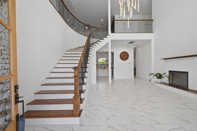 8006 Longridge Drive, Houston, TX 77055