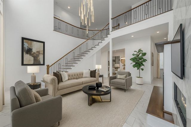 8006 Longridge Drive, Houston, TX 77055