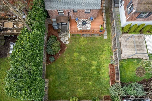 8254 Interlake Avenue N, Seattle, WA 98103