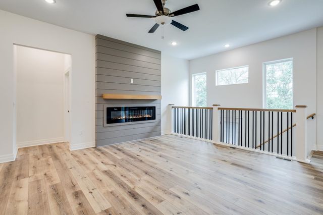 9010 E 33rd Cir S, Wichita, KS 67210