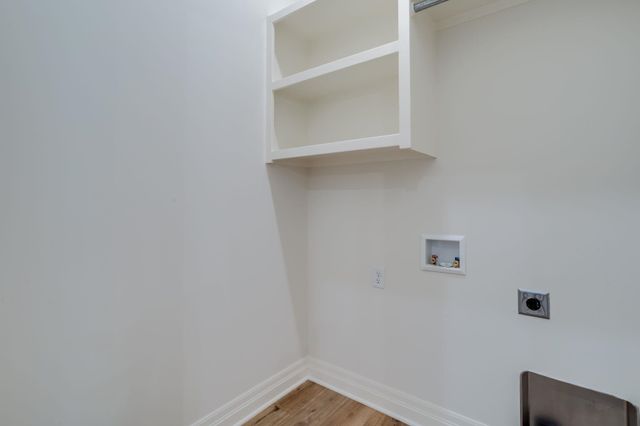 9010 E 33rd Cir S, Wichita, KS 67210