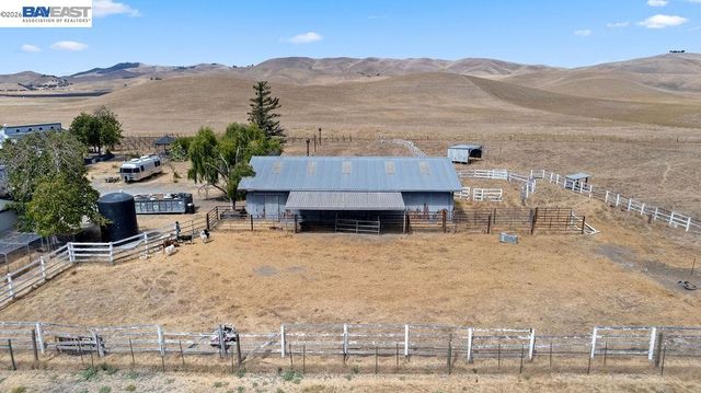 4767 Bel Roma Rd, Livermore, CA 94551