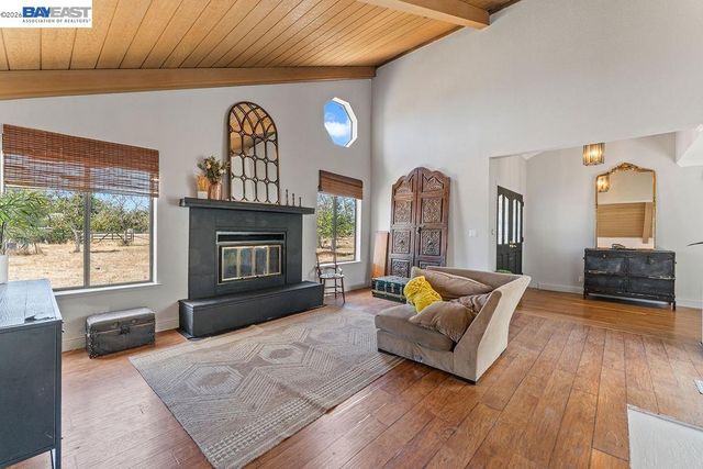 4767 Bel Roma Rd, Livermore, CA 94551