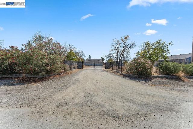 4767 Bel Roma Rd, Livermore, CA 94551