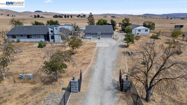 4767 Bel Roma Rd, Livermore, CA 94551