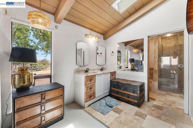 4767 Bel Roma Rd, Livermore, CA 94551