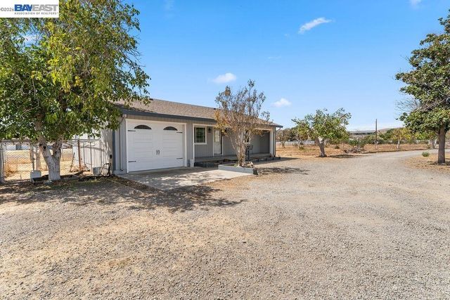 4767 Bel Roma Rd, Livermore, CA 94551