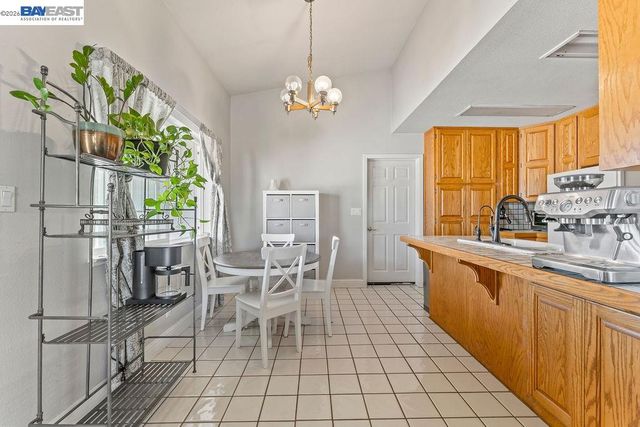 4767 Bel Roma Rd, Livermore, CA 94551