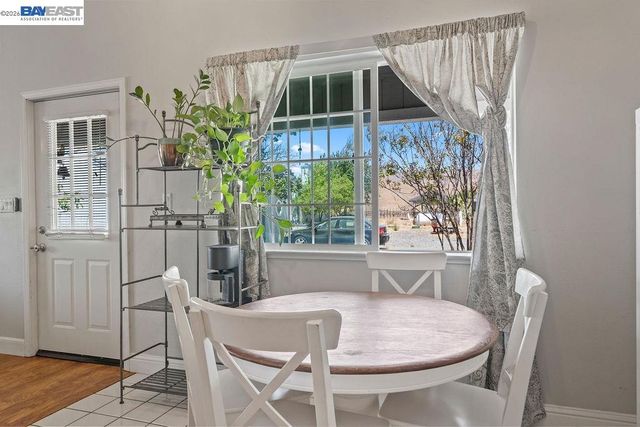4767 Bel Roma Rd, Livermore, CA 94551