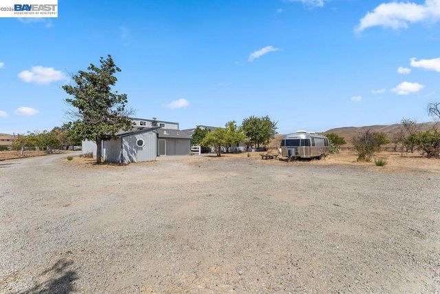 4767 Bel Roma Rd, Livermore, CA 94551
