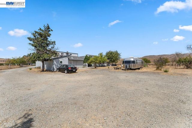 4767 Bel Roma Rd, Livermore, CA 94551