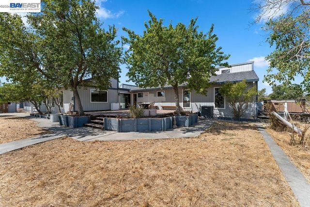 4767 Bel Roma Rd, Livermore, CA 94551