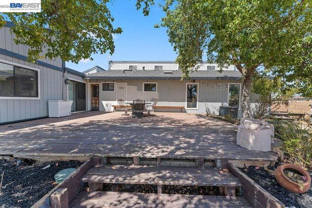 4767 Bel Roma Rd, Livermore, CA 94551