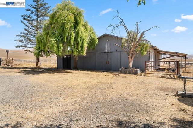 4767 Bel Roma Rd, Livermore, CA 94551