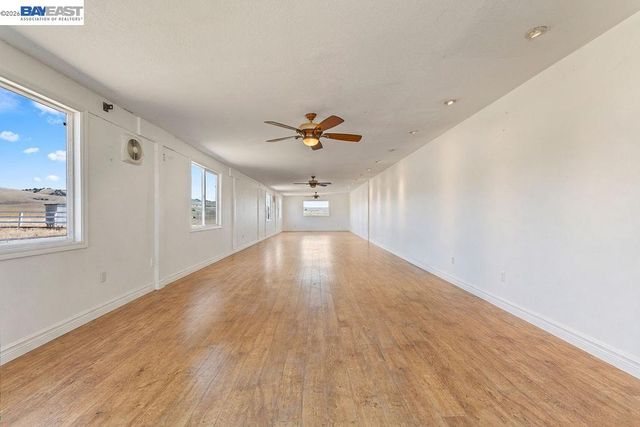 4767 Bel Roma Rd, Livermore, CA 94551