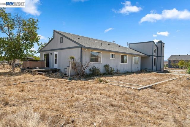 4767 Bel Roma Rd, Livermore, CA 94551