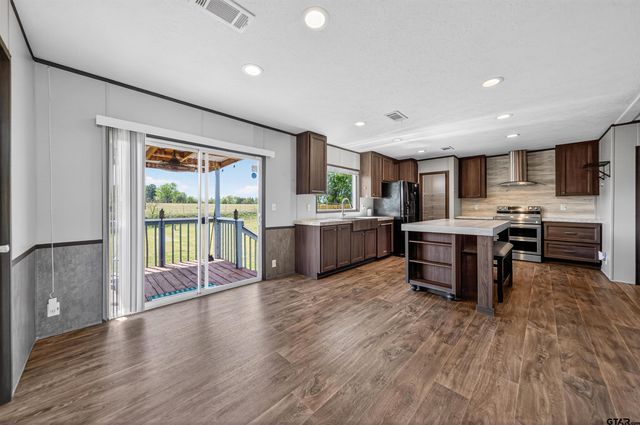 20766 Joe Paul, Chandler, TX 75758