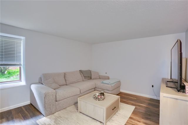 517 Ridge Avenue, Carnegie, PA 15106