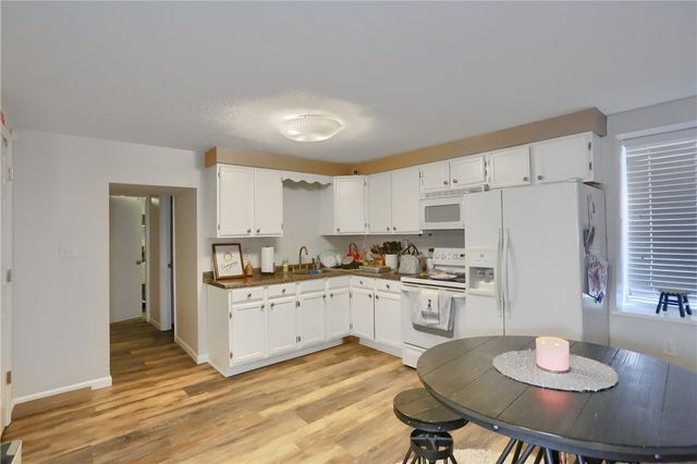 517 Ridge Avenue, Carnegie, PA 15106