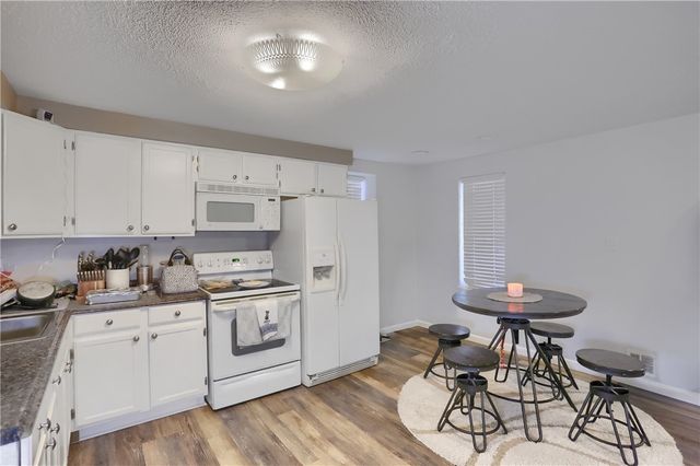 517 Ridge Avenue, Carnegie, PA 15106