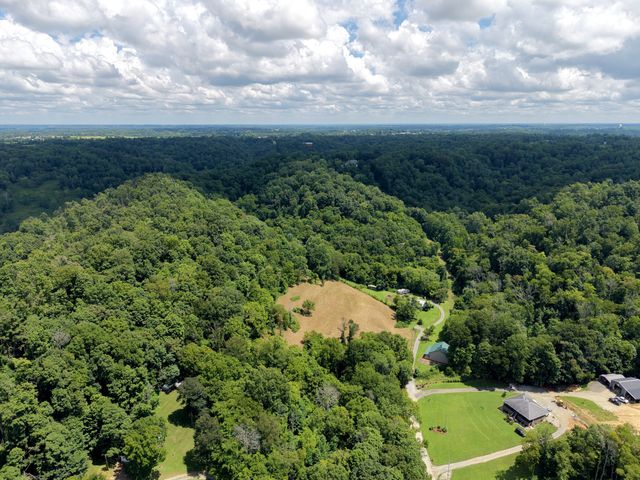 490 Ford Hollow Rd, Hartsville, TN 37074