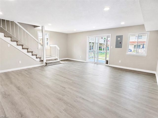 20 Cantamar CT, Hampton, VA 23664