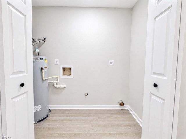 20 Cantamar CT, Hampton, VA 23664
