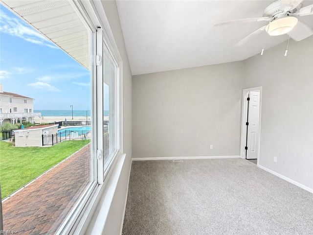 20 Cantamar CT, Hampton, VA 23664