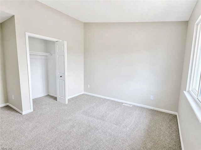 20 Cantamar CT, Hampton, VA 23664